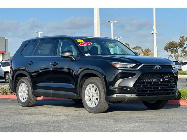 new 2025 Toyota Grand Highlander Hybrid car, priced at $52,007
