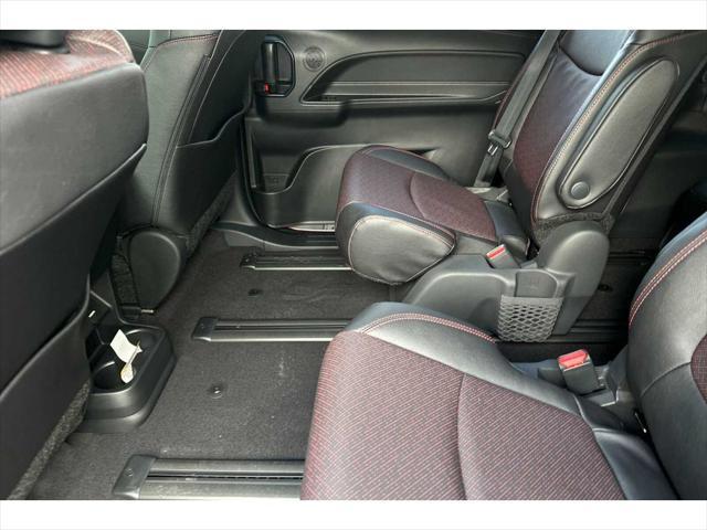 new 2025 Toyota Sienna car, priced at $55,814
