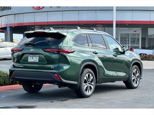 new 2025 Toyota Highlander Hybrid car, priced at $48,553