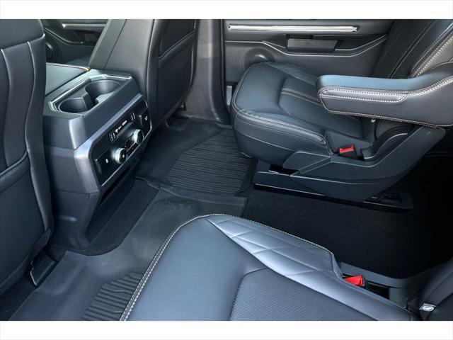 used 2024 Ford Expedition car, priced at $74,999