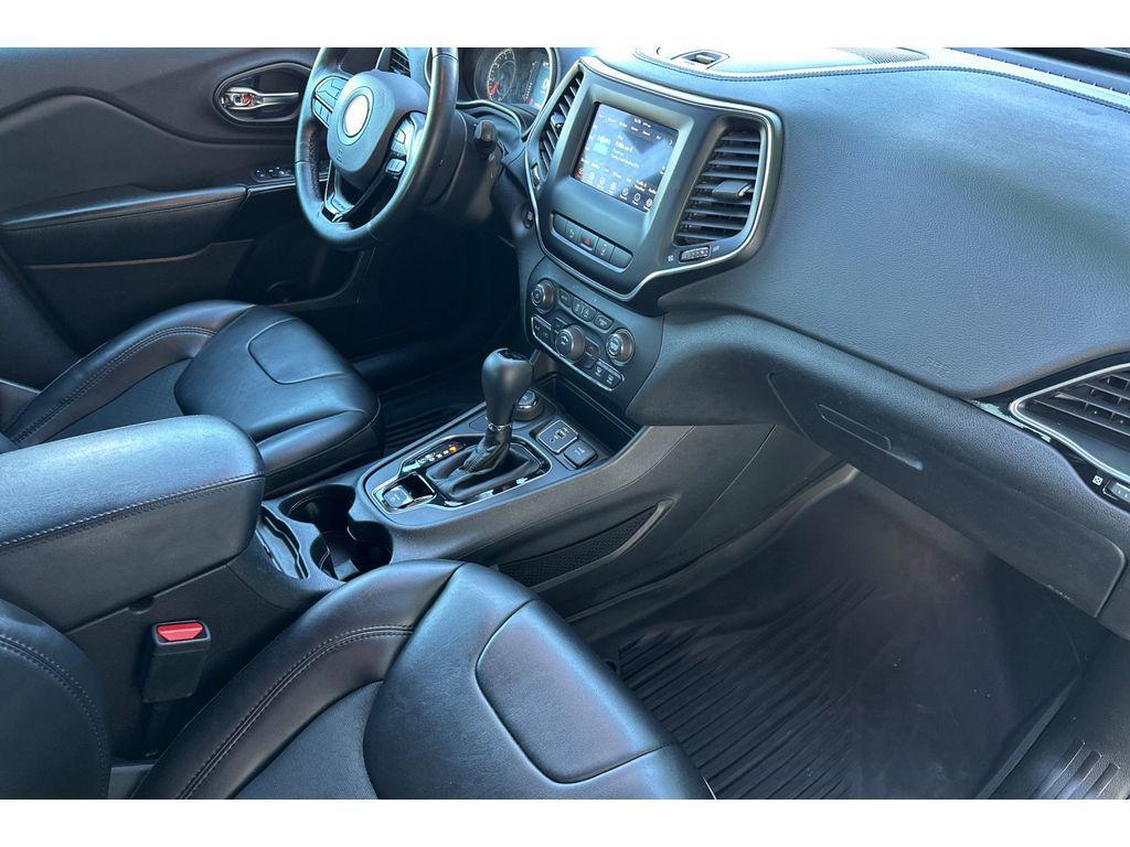 used 2021 Jeep Cherokee car, priced at $17,999