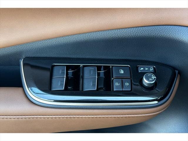 new 2025 Toyota Crown Signia car, priced at $52,725
