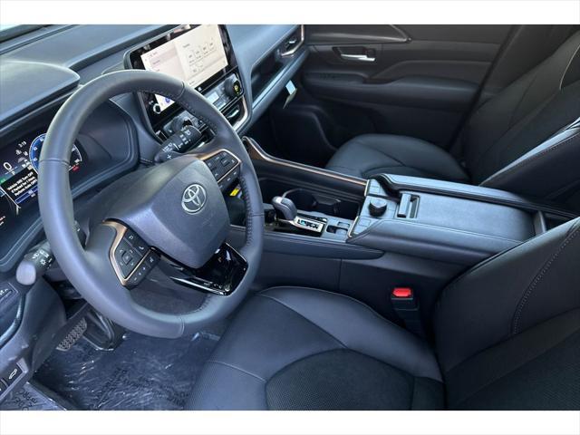 new 2025 Toyota Grand Highlander Hybrid car, priced at $64,952