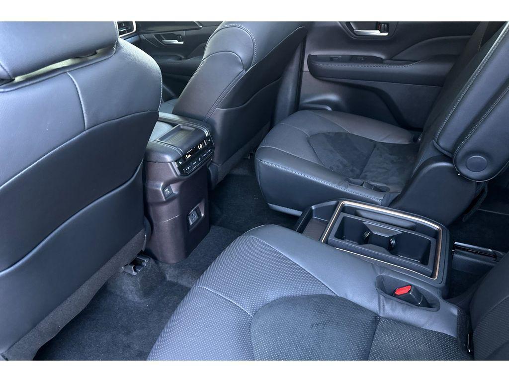 new 2025 Toyota Grand Highlander Hybrid car, priced at $64,952