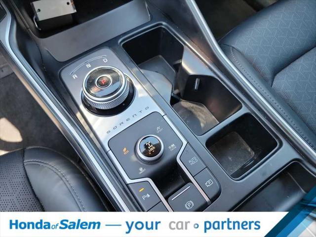 used 2023 Kia Sorento Hybrid car, priced at $30,995