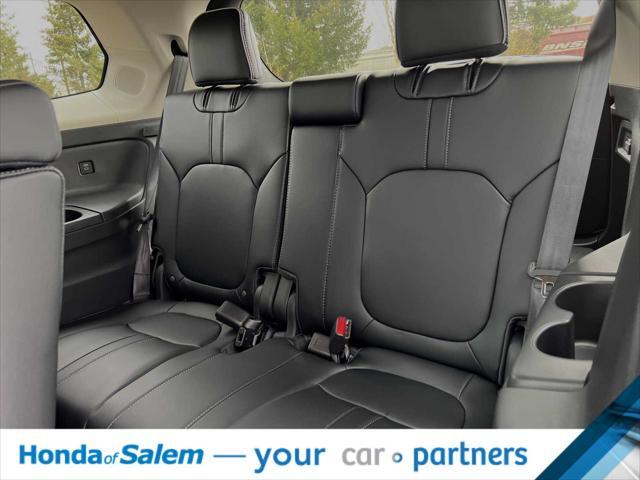new 2025 Honda Pilot car, priced at $53,092