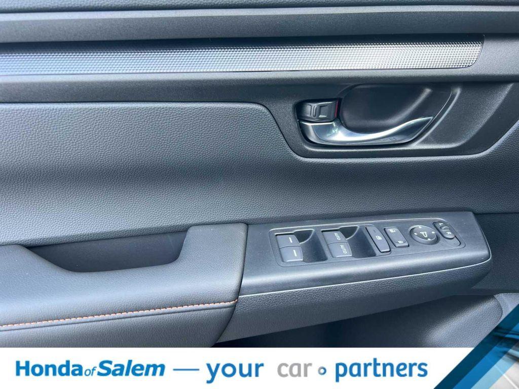 new 2026 Honda CR-V Hybrid car, priced at $39,032