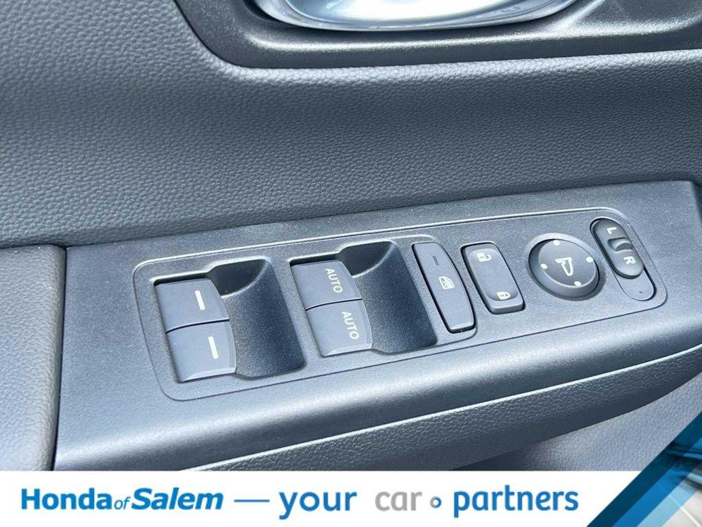 new 2026 Honda CR-V Hybrid car, priced at $39,032