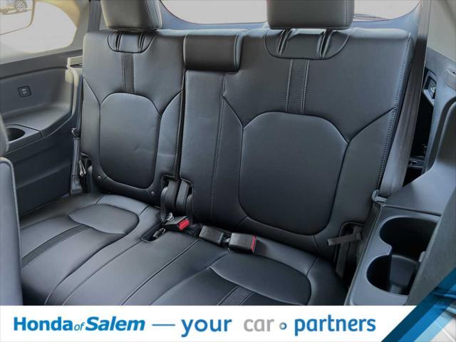new 2025 Honda Pilot car, priced at $50,115