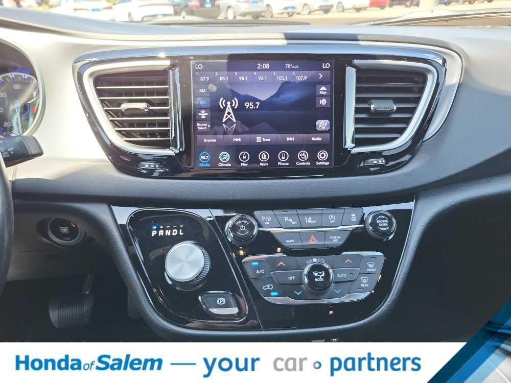 used 2020 Chrysler Pacifica car, priced at $26,995