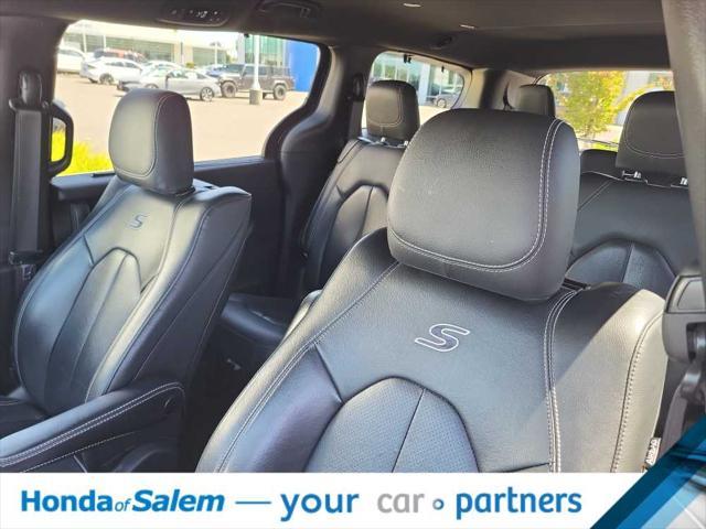 used 2020 Chrysler Pacifica car, priced at $26,995