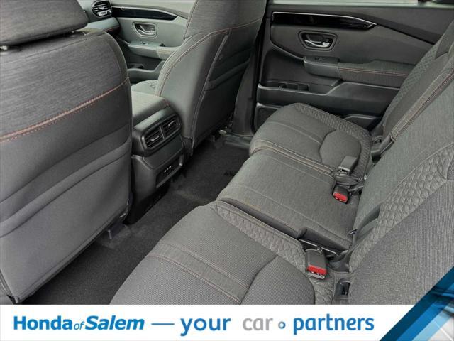 new 2025 Honda Pilot car, priced at $43,750
