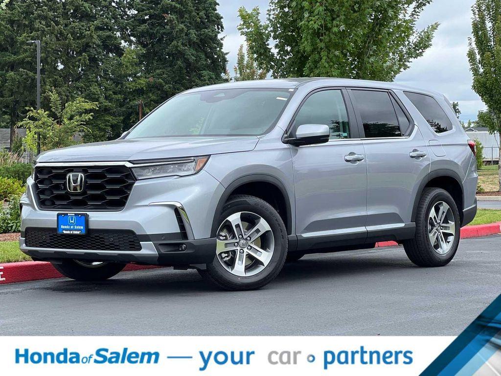 new 2025 Honda Pilot car, priced at $45,243