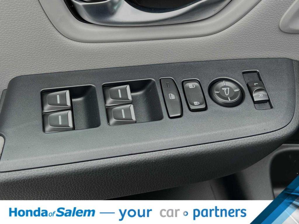 new 2025 Honda Pilot car, priced at $51,095