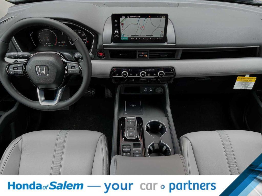 new 2025 Honda Pilot car, priced at $51,095