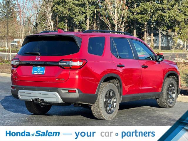 new 2025 Honda Pilot car, priced at $49,677