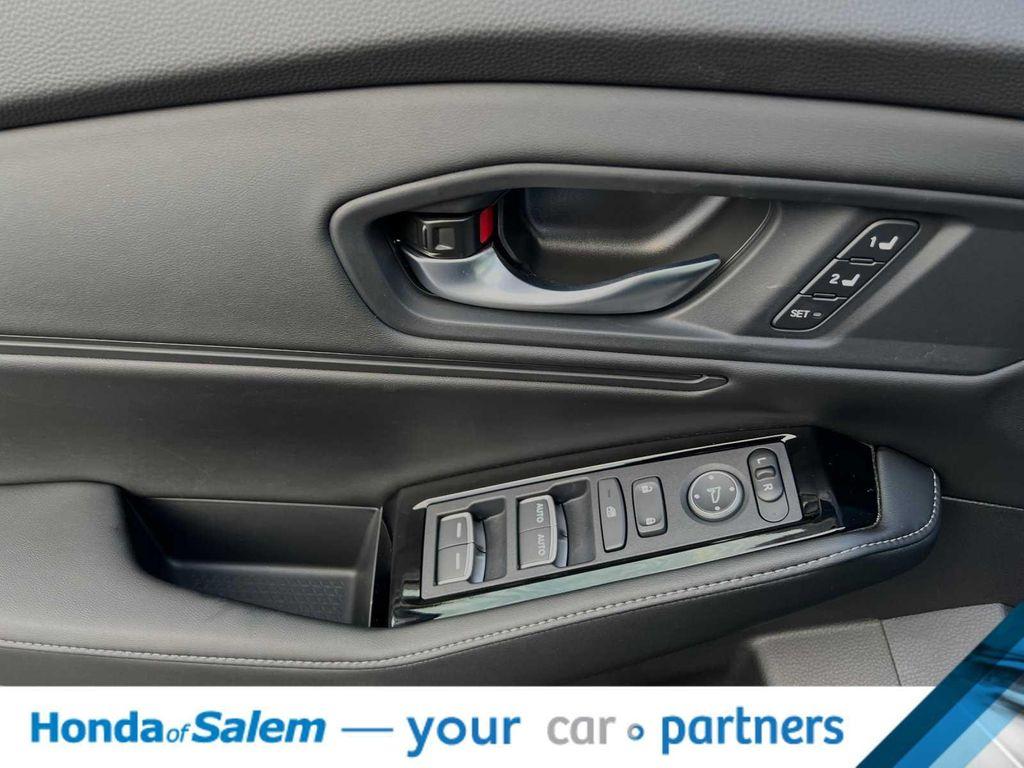 new 2025 Honda Accord Hybrid car, priced at $38,030