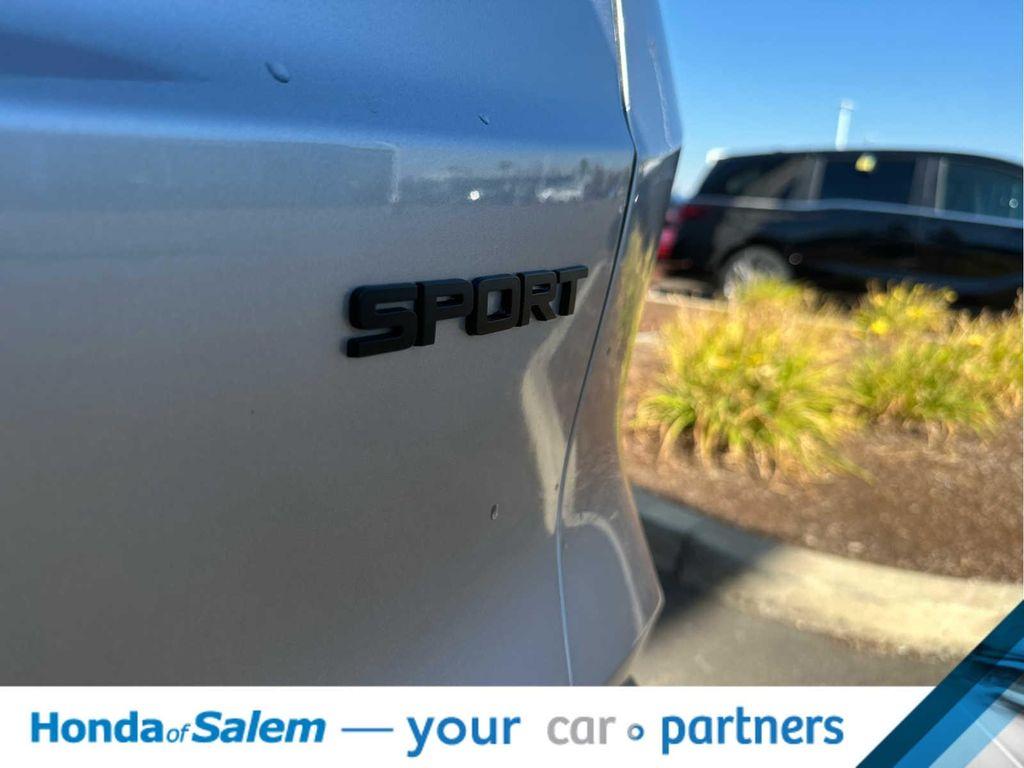 used 2024 Honda CR-V Hybrid car, priced at $32,995