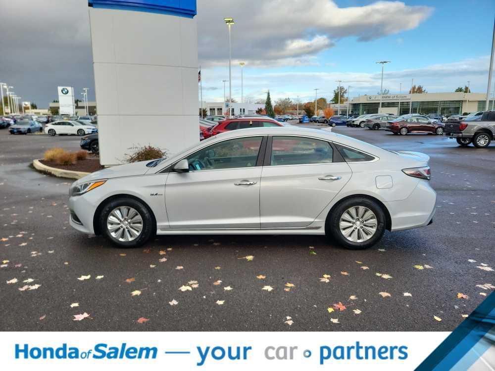 used 2017 Hyundai Sonata Hybrid car, priced at $15,995