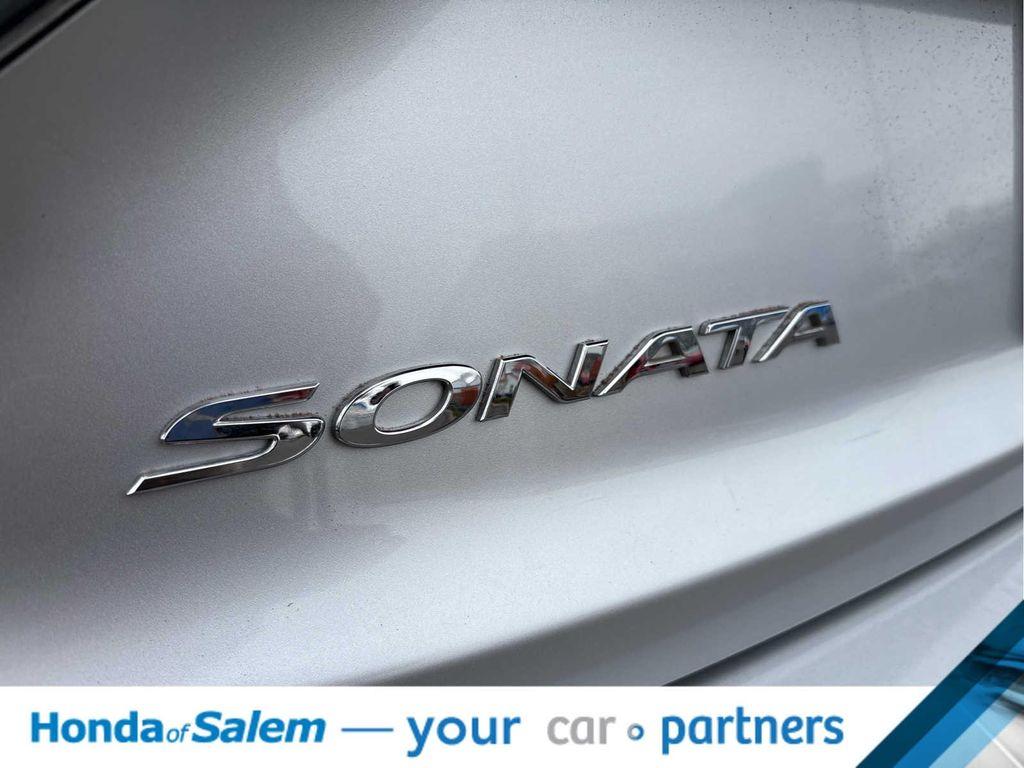 used 2017 Hyundai Sonata Hybrid car, priced at $15,995