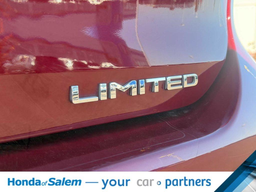 used 2023 Toyota Highlander Hybrid car, priced at $47,888