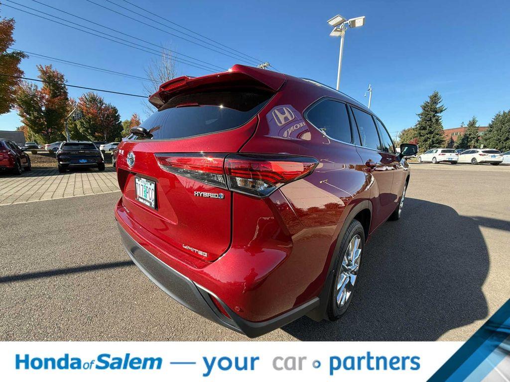 used 2023 Toyota Highlander Hybrid car, priced at $47,888