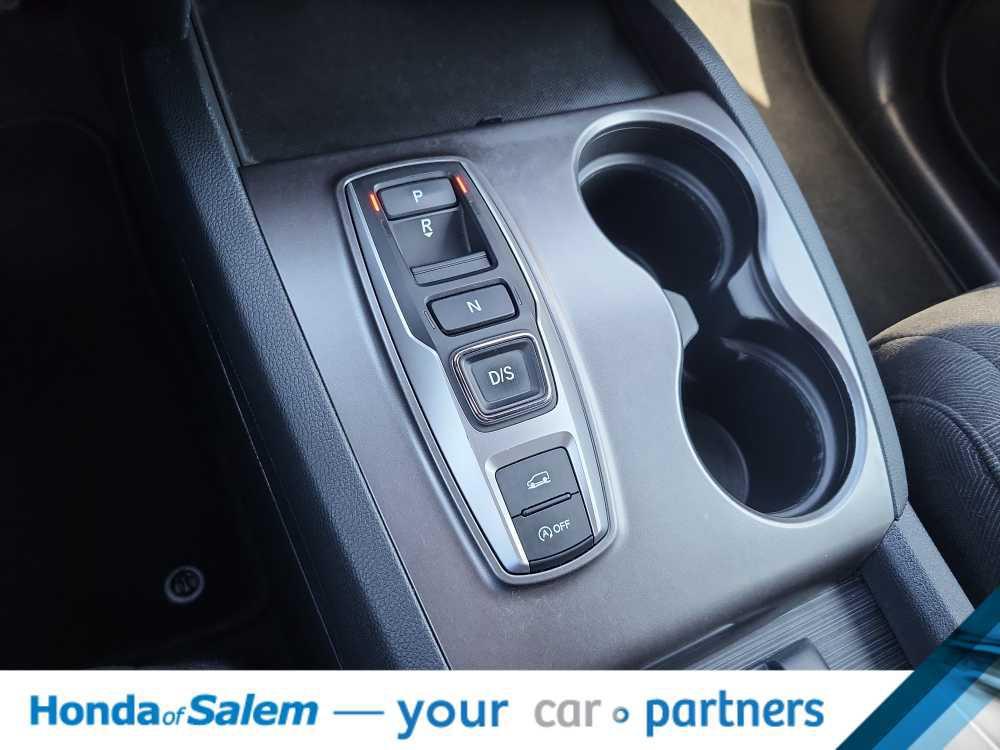 used 2022 Honda Pilot car, priced at $29,988