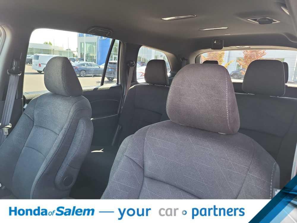used 2022 Honda Pilot car, priced at $29,988
