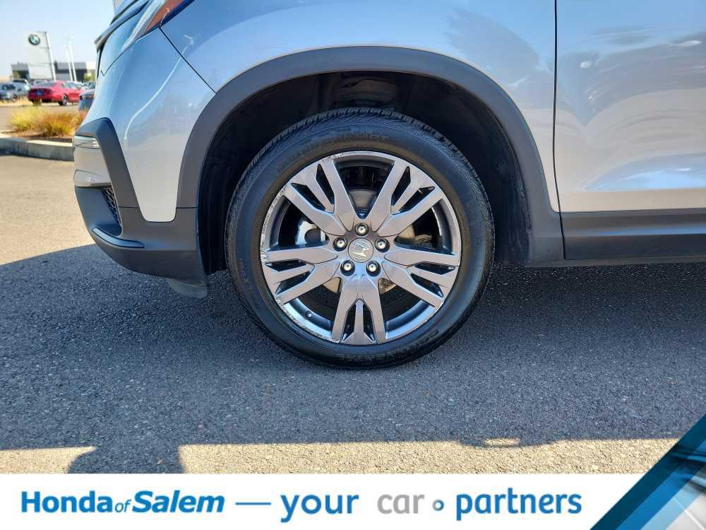 used 2022 Honda Pilot car, priced at $29,988