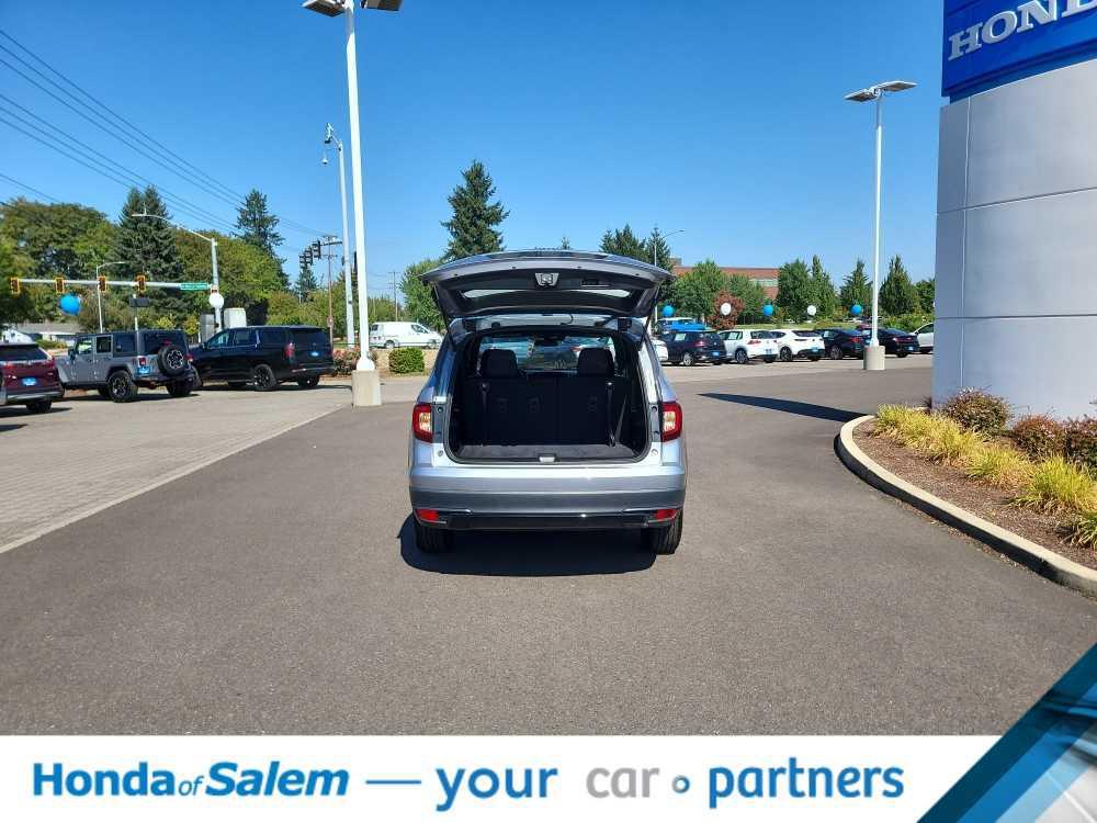 used 2022 Honda Pilot car, priced at $29,988