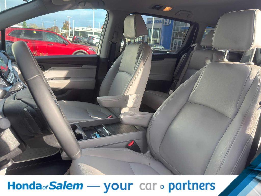 used 2019 Honda Odyssey car, priced at $23,995
