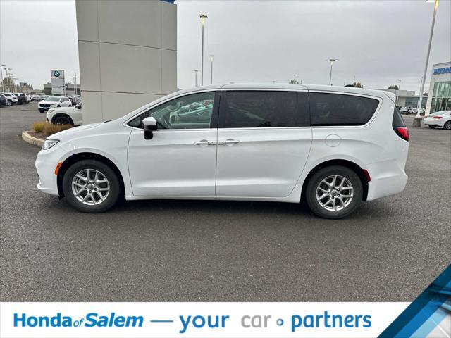 used 2023 Chrysler Pacifica car, priced at $27,995