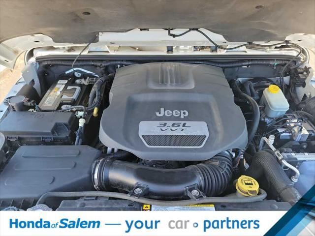 used 2012 Jeep Wrangler Unlimited car, priced at $17,995