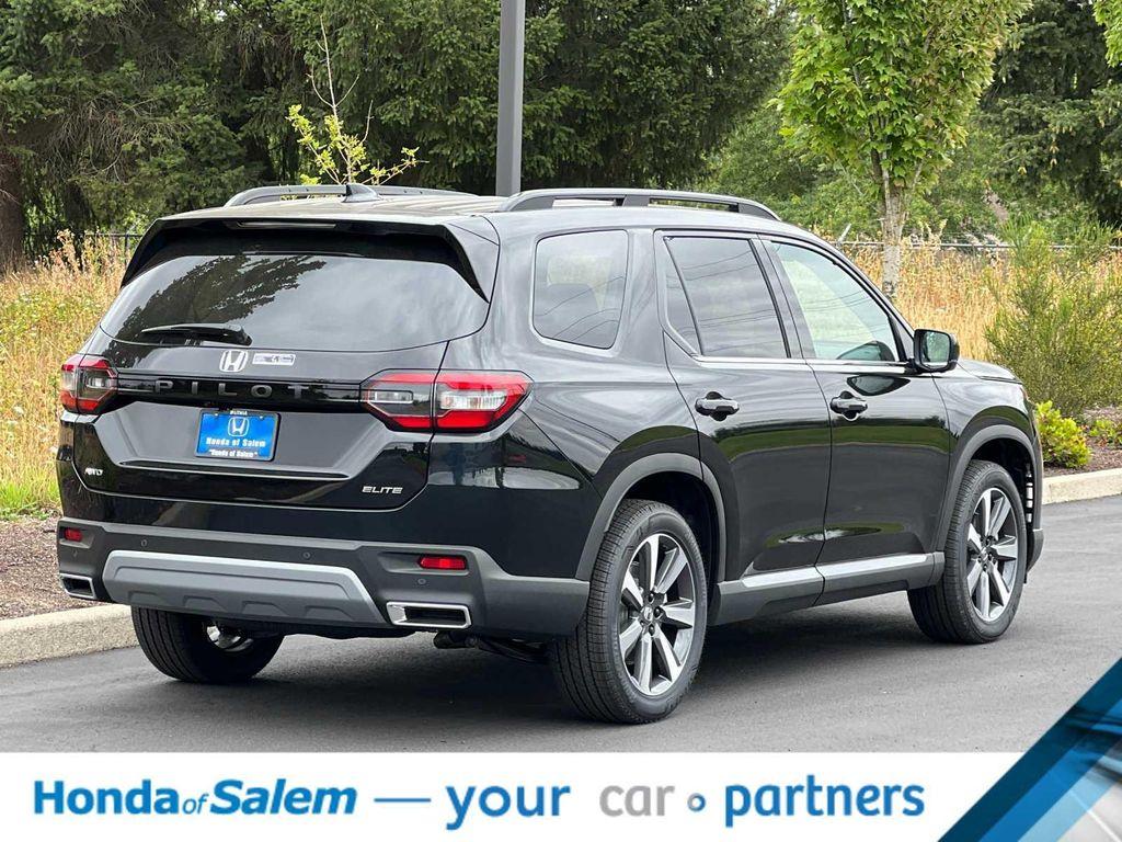 new 2025 Honda Pilot car, priced at $52,257