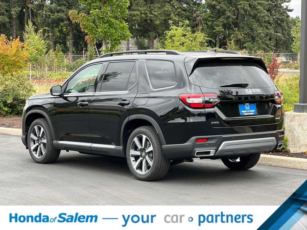 new 2025 Honda Pilot car, priced at $52,257