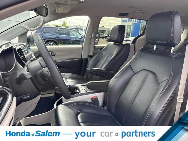 used 2023 Chrysler Pacifica car, priced at $24,995