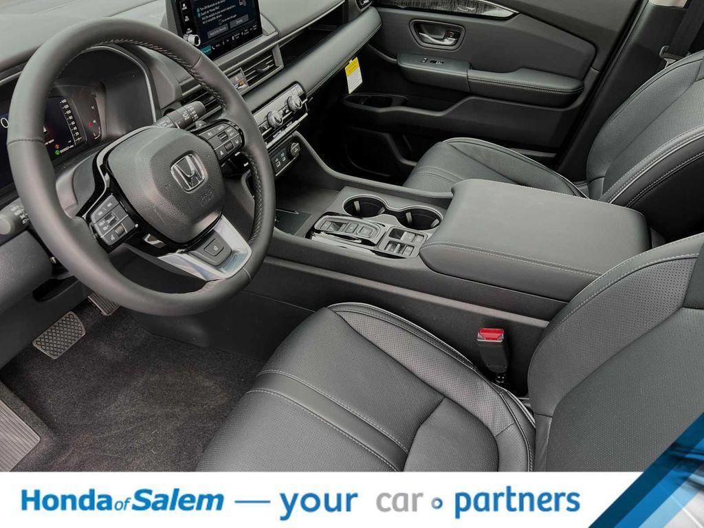 new 2025 Honda Pilot car, priced at $55,030