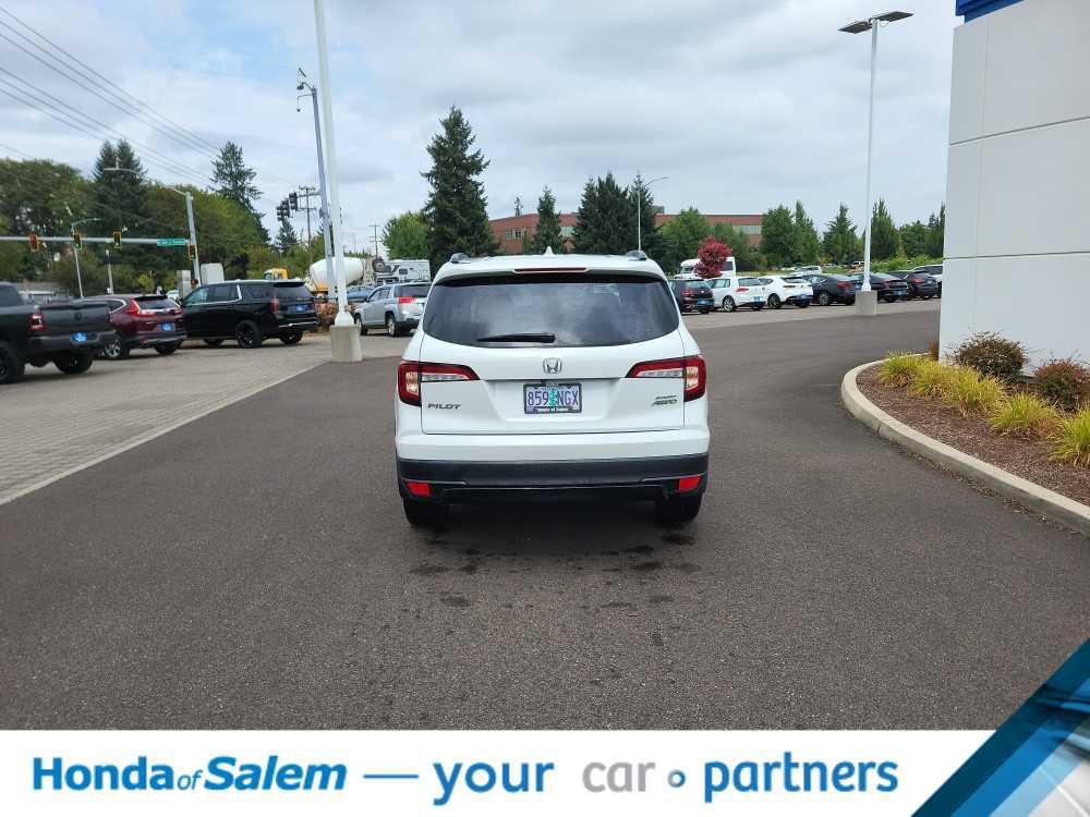 used 2022 Honda Pilot car, priced at $30,995
