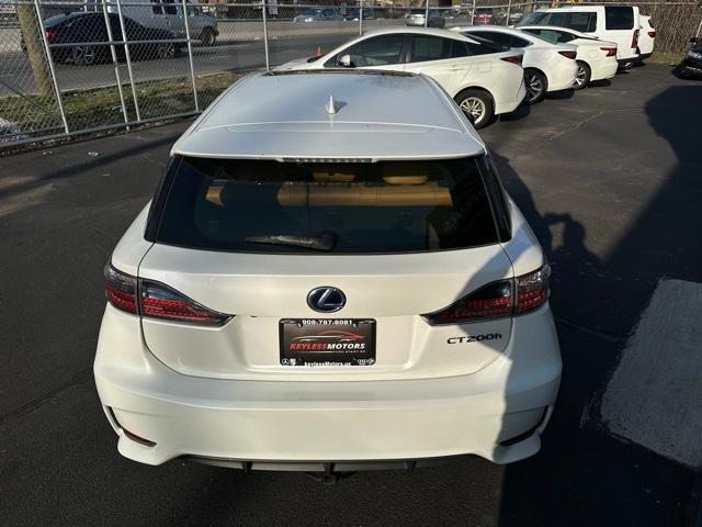 used 2014 Lexus CT 200h car, priced at $12,495