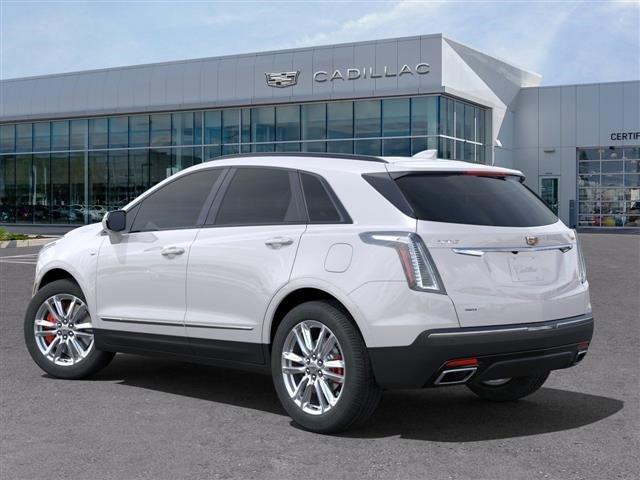 used 2025 Cadillac XT5 car, priced at $54,372