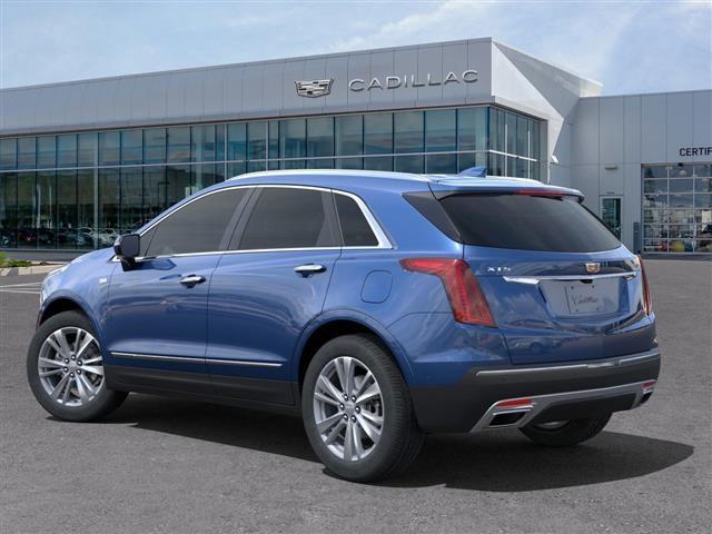 new 2025 Cadillac XT5 car, priced at $52,043