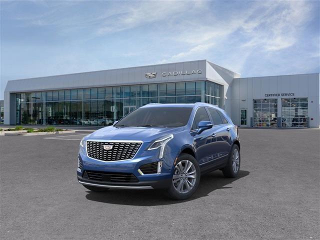 new 2025 Cadillac XT5 car, priced at $52,043