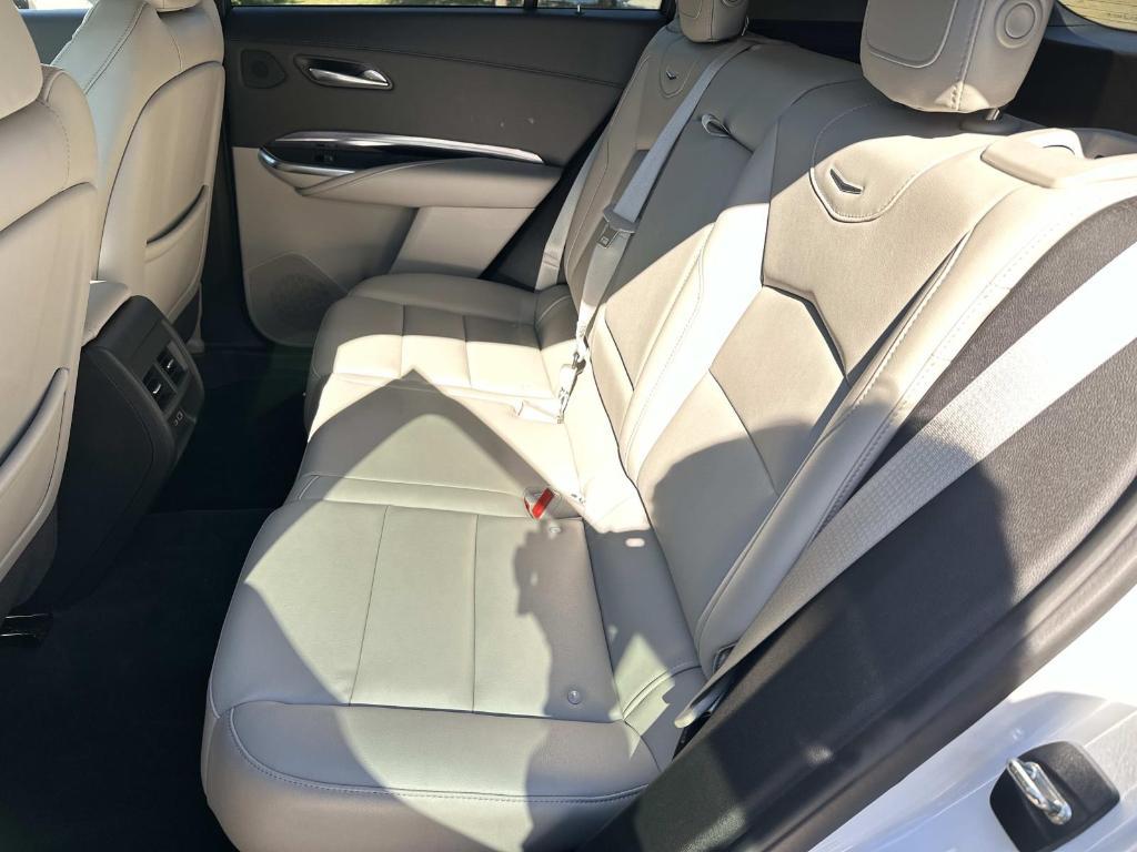 used 2023 Cadillac XT4 car, priced at $27,117