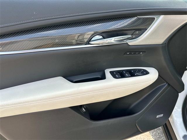used 2023 Cadillac XT6 car, priced at $42,547