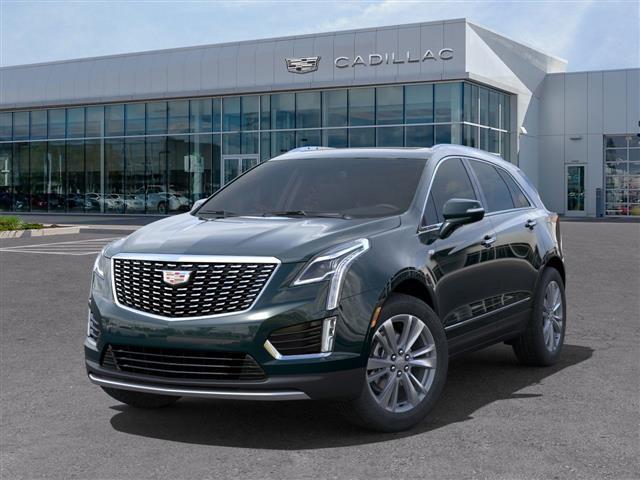 new 2025 Cadillac XT5 car, priced at $49,567