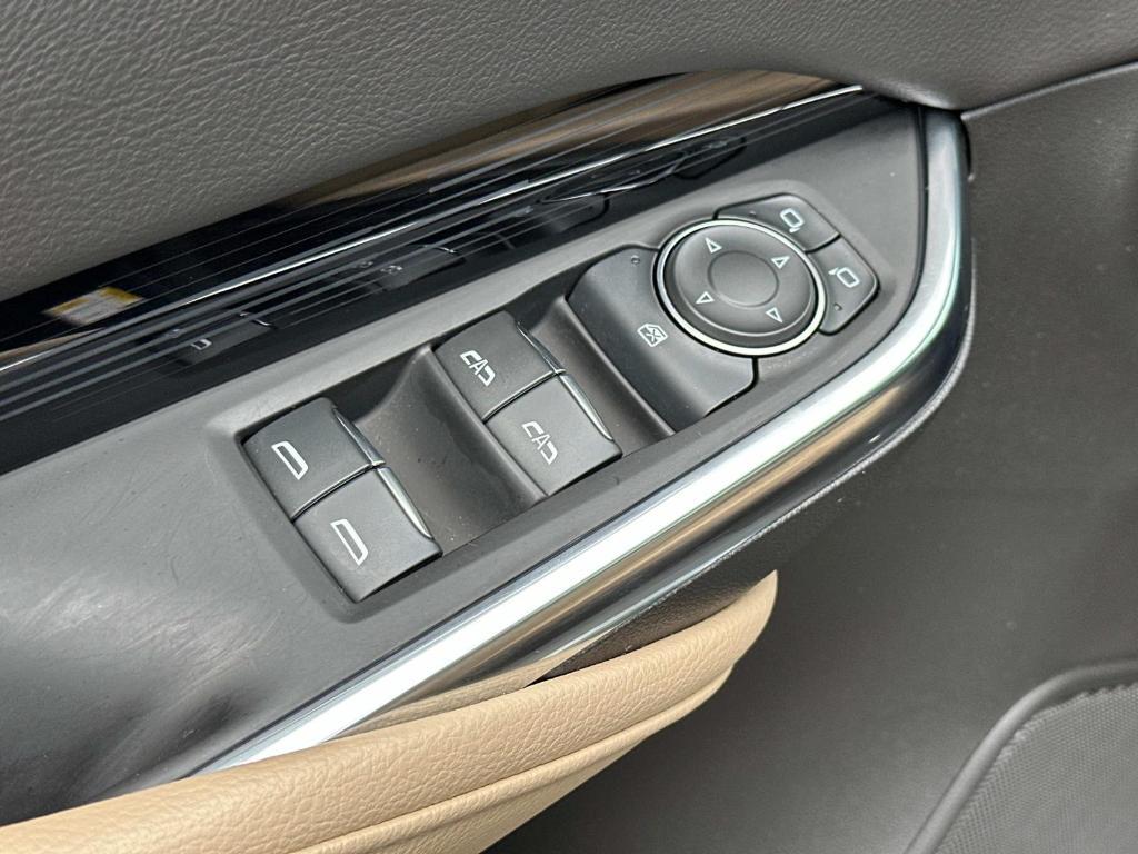 used 2024 Cadillac XT4 car, priced at $37,499