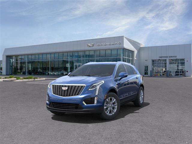 new 2025 Cadillac XT5 car, priced at $43,017