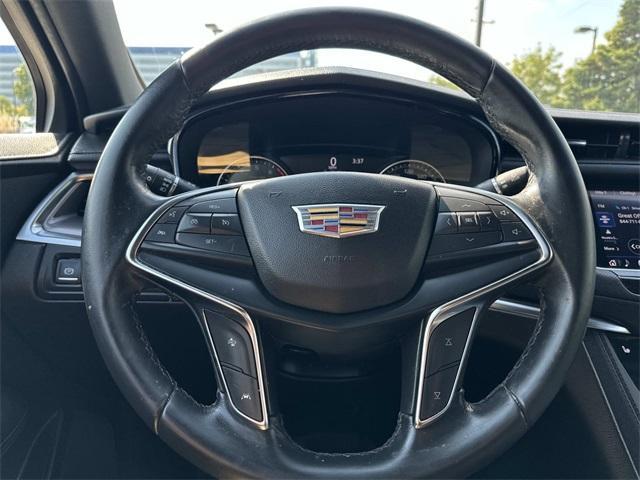 used 2023 Cadillac XT5 car, priced at $29,950