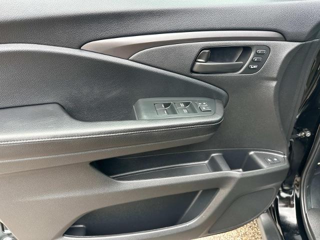 used 2022 Honda Passport car, priced at $31,459