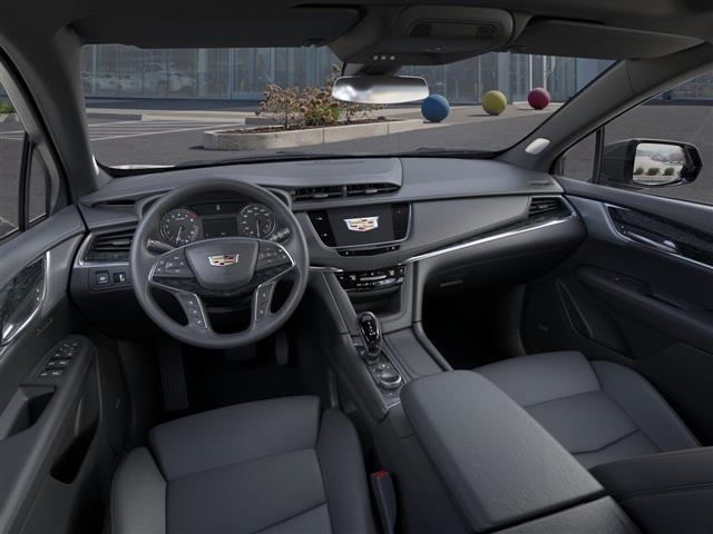 new 2025 Cadillac XT5 car, priced at $50,126